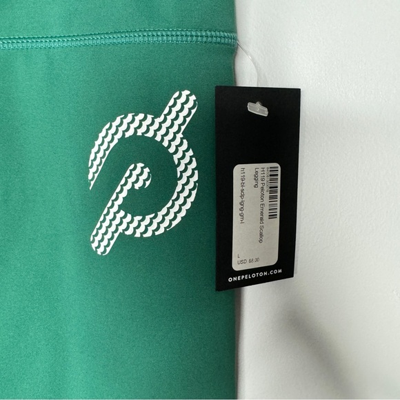 Peloton Emerald Green Scallop Leggings Activewear Large - Picture 7 of 8